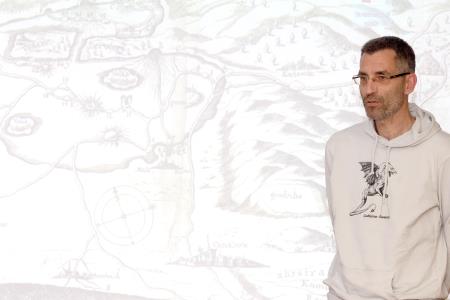 PREDSTAVITEV KNJIGE PREČUDOVITO CERKNIŠKO JEZERO G. STEINBERGA 04 FOTO LJUBO VUKELIČ